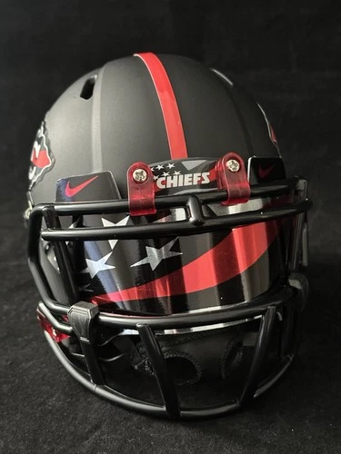 Kansas City Chiefs First Responders Tribute Mini Helmet With Visor
