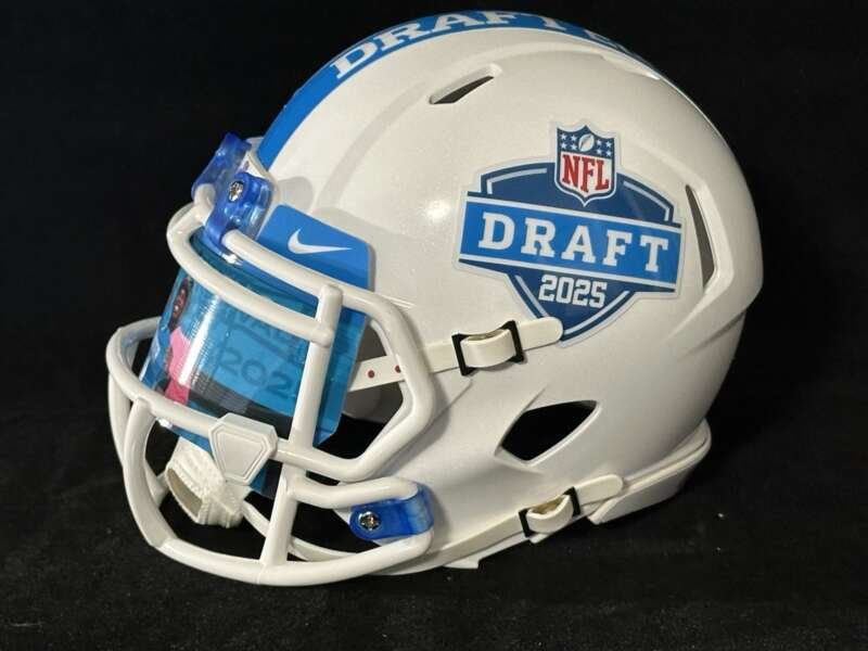 Travis Hunter Draft Mini Helmet Custom. Includes Draft Visor