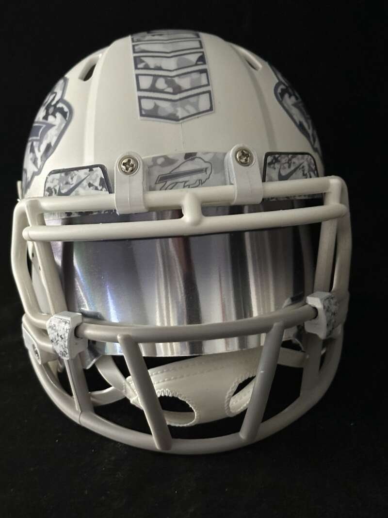 Buffalo Bills Winter Camouflage Mini Helmet
