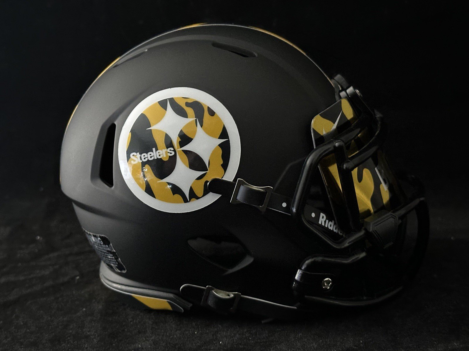 Pittsburgh Steelers Color Camo Mini Helmet