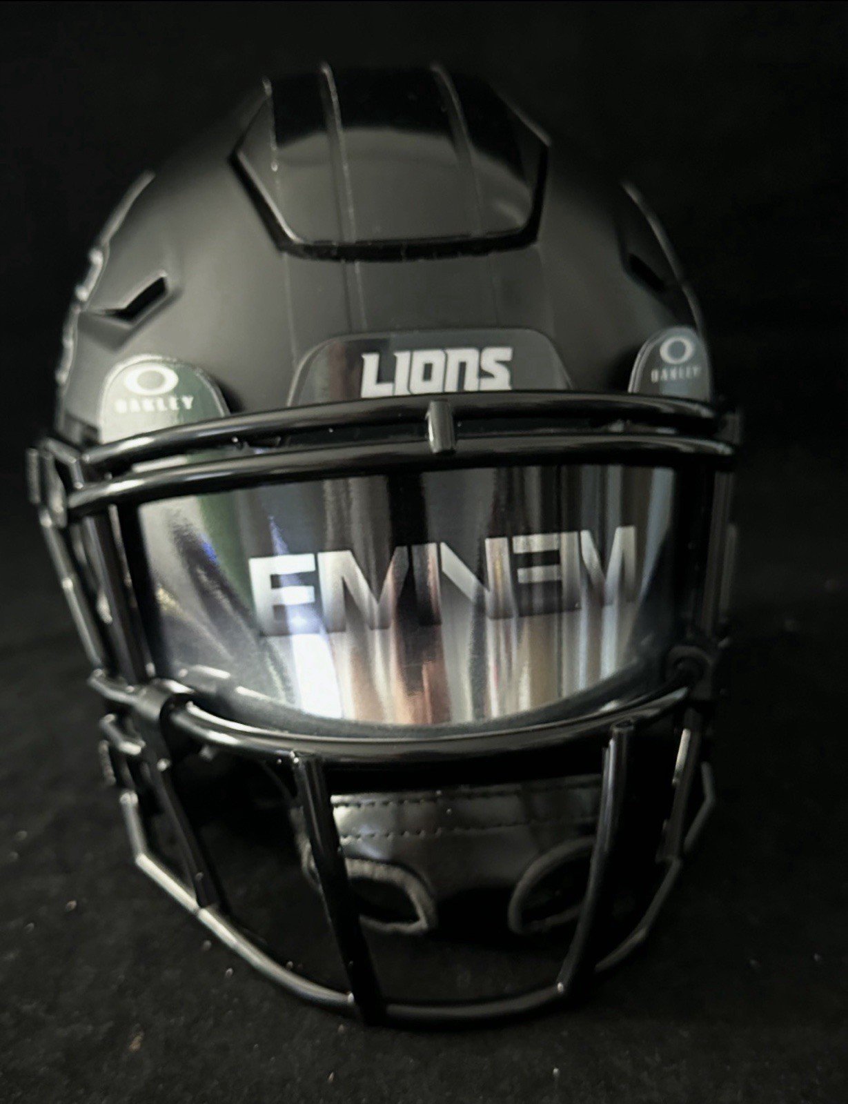 Detroit Lions Eminem Mashup Midi Speedflex With Visor! A Must Have!!!