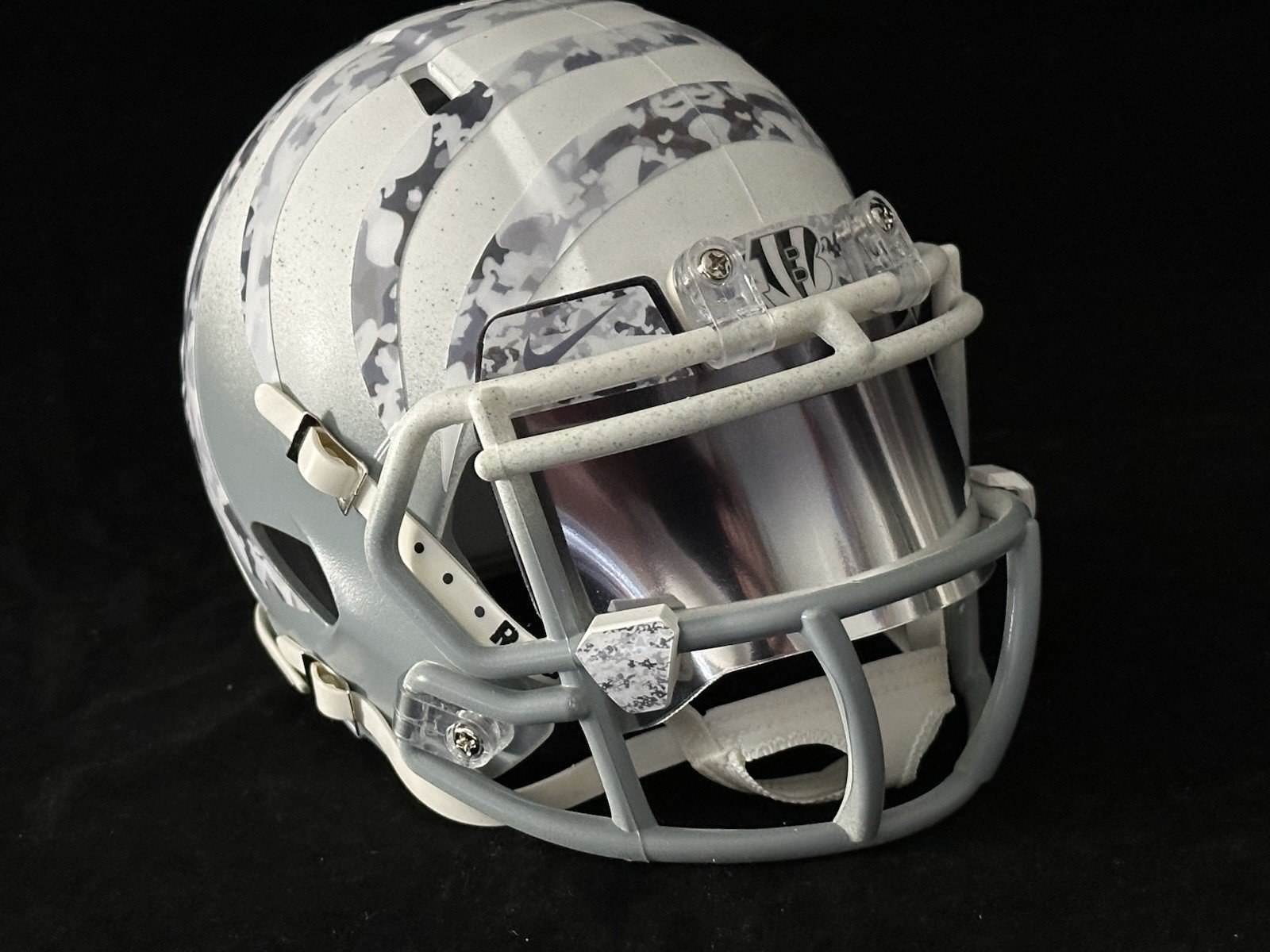 Cincinnati Bengals Winter Warrior Salute To Service Mini Helmet