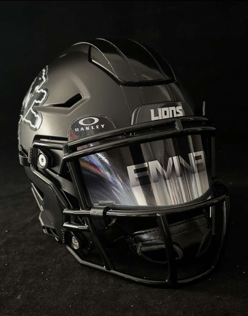 Detroit Lions Eminem Mashup Midi Speedflex With Visor! A Must Have!!!