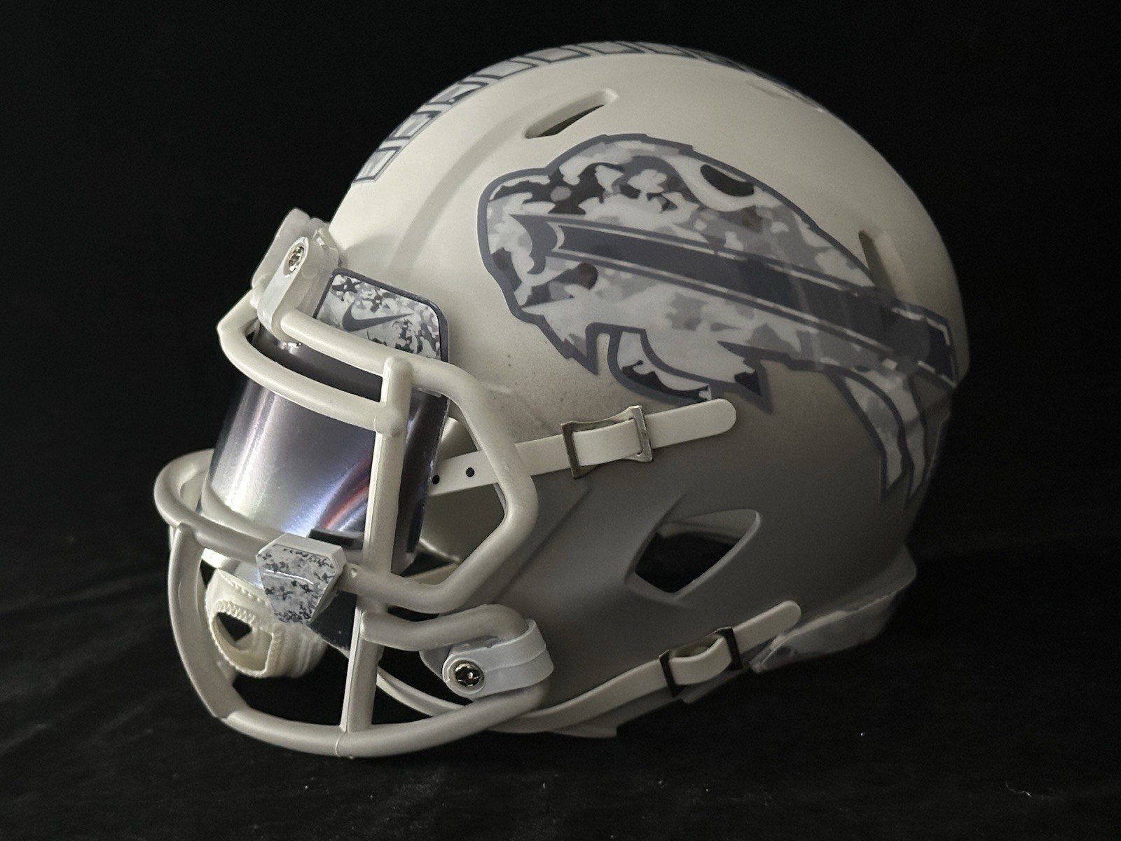 Buffalo Bills Winter Camouflage Mini Helmet