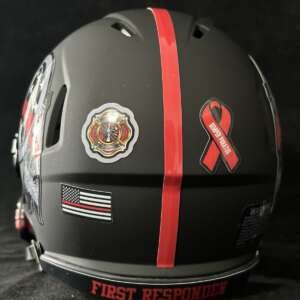 Washington Redskins First Responder Tribute Mini Helmet