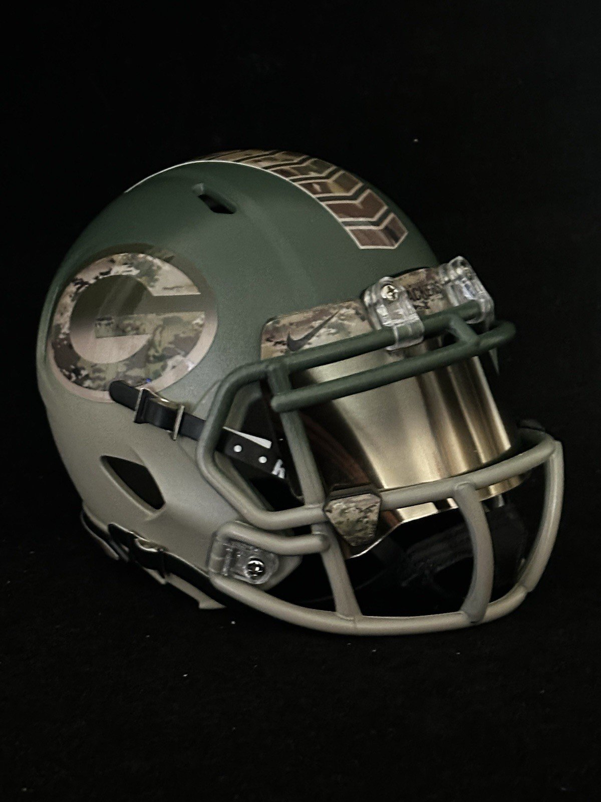 Greenbay Packers mini helmet Salute To Service Two Tone Airbrushed! With Visor!