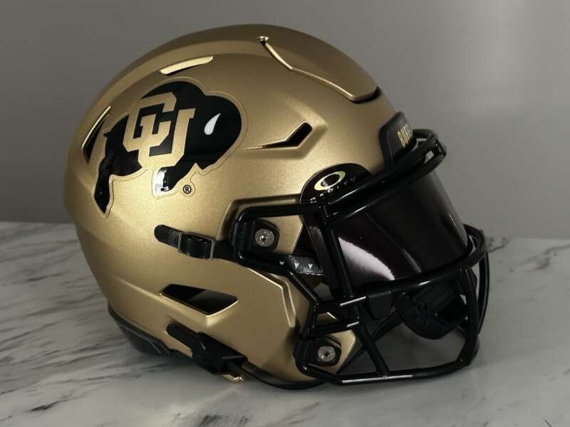 Colorado Buffaloes Midi (mid-Size) Speedflex Helmet With Oakley Visor