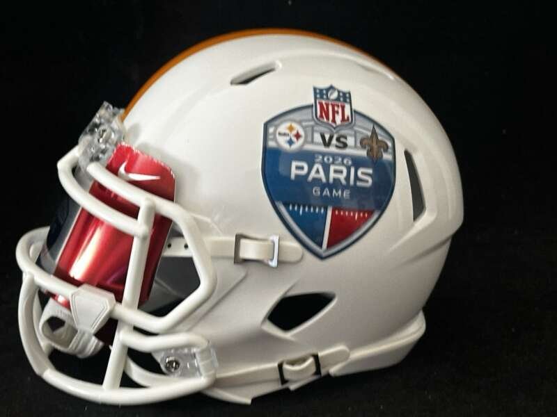 Steelers NFL Paris France Game 2026 Mini Helmet With French Flag Visor!