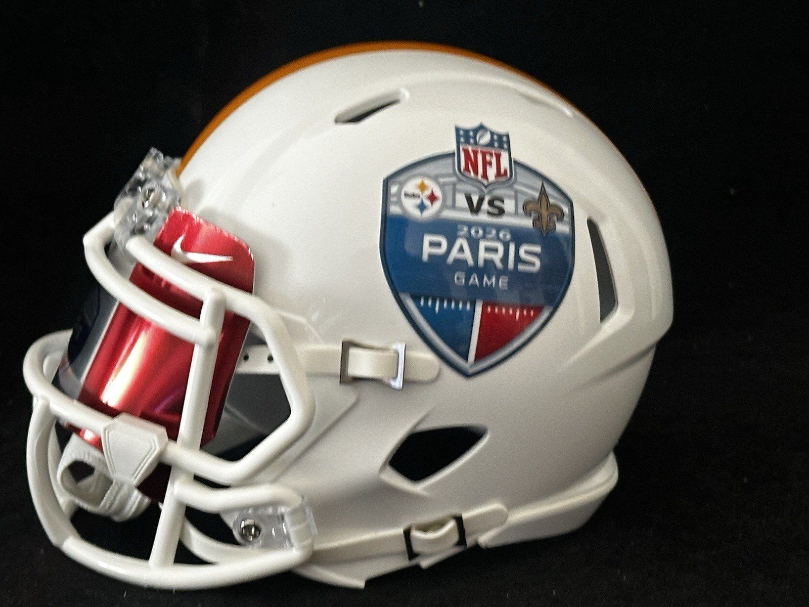 Steelers NFL Paris France Game 2026 Mini Helmet With French Flag Visor!