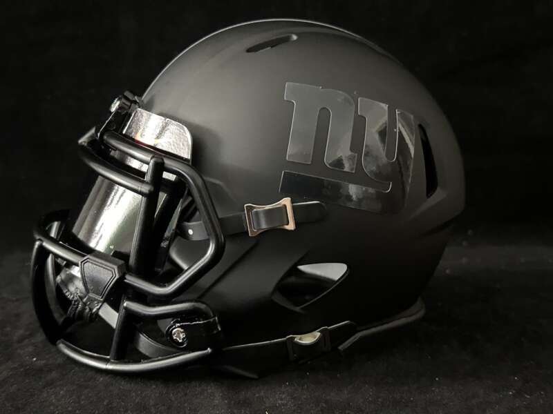New York Giants Mini Helmet Ninja blacked out matte with glossy decals